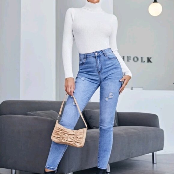 On Trend Turtleneck Ribbed Top - Picture 2 of 5